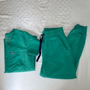 Figs Surgical Green Set